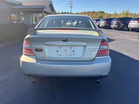Used 2005 Subaru Outback 3.0R image 5