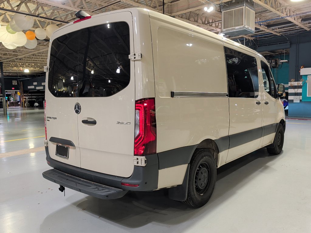 Used 2026 Mercedes-Benz Sprinter 2500 image 9
