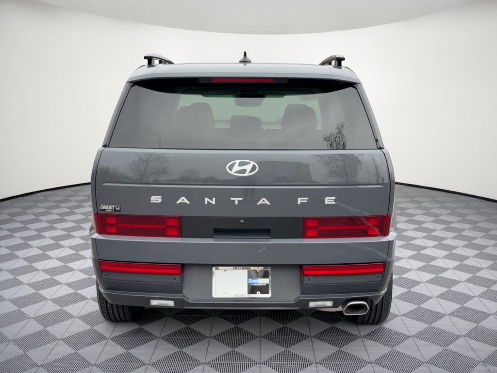 Used 2025 Hyundai Santa Fe SEL FWD image 11