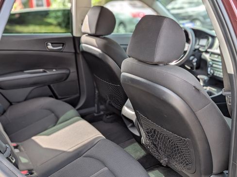 Used 2019 Kia Optima LX FWD image 18