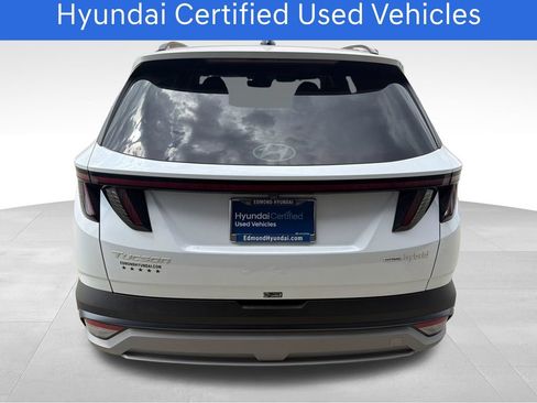 Certified 2025 Hyundai Tucson SEL AWD/4WD image 4
