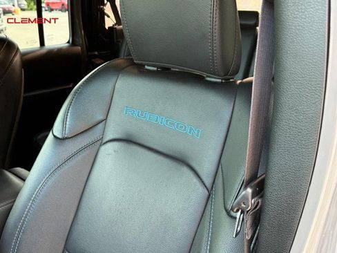 Used 2022 Jeep Wrangler Unlimited Rubicon 4xe w/ Cold Weather Group AWD/4WD image 24