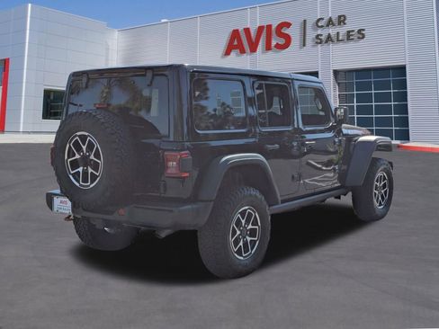 Used 2025 Jeep Wrangler Unlimited Rubicon image 6