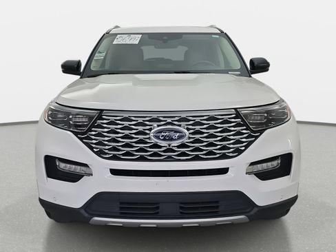 Used 2020 Ford Explorer Platinum w/ Premium Technology Package image 8