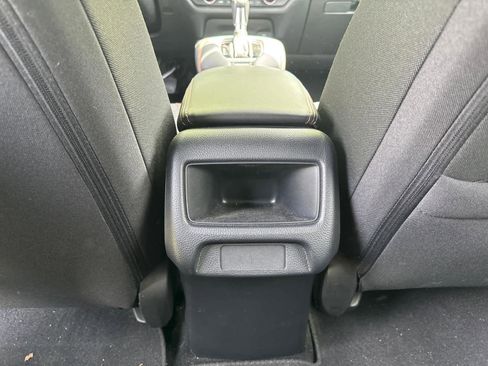 Used 2024 Honda HR-V Sport image 29