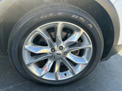 Used 2013 Ford Explorer Limited image 40