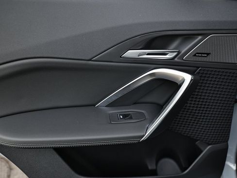 New 2026 BMW X2 xDrive28i w/ Technology Package image 23