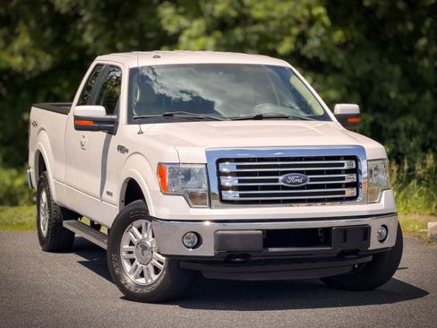 Used 2013 Ford F150 Lariat w/ Mid Equipment Group AWD/4WD image 2
