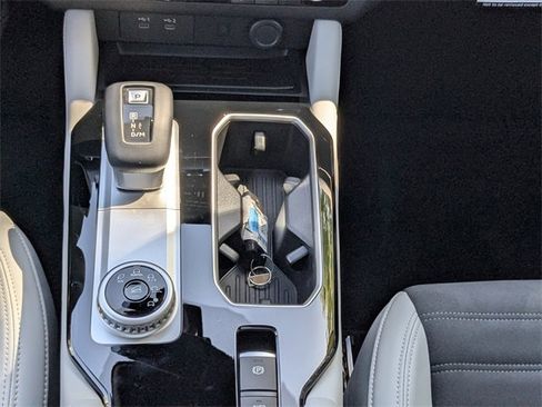 New 2025 Mitsubishi Outlander SE image 20