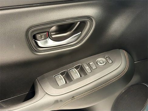 Used 2024 Honda HR-V Sport image 15