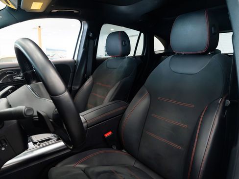 Used 2023 Mercedes-Benz GLA 250 4MATIC image 8