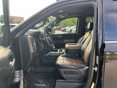 Used 2019 Chevrolet Silverado 1500 High Country w/ Technology Package image 23