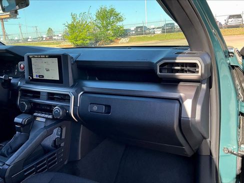 Used 2025 Toyota 4Runner TRD Off-Road AWD/4WD image 17