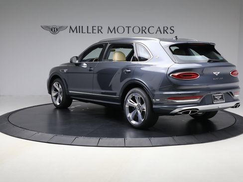 New 2025 Bentley Bentayga Extended Wheelbase image 5