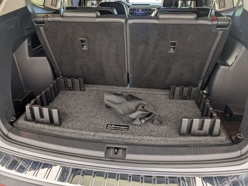 Used 2023 Volkswagen Atlas SE AWD/4WD image 31