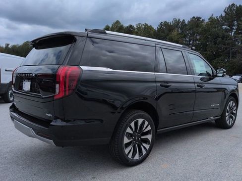 New 2025 Ford Expedition Max Platinum w/ Driver's Package image 4