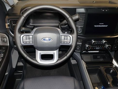 New 2025 Ford F350 Lariat w/ Lariat Ultimate Package image 18