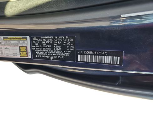 Used 2017 Kia Sedona LX w/ LX Essentials Premium Package FWD image 31