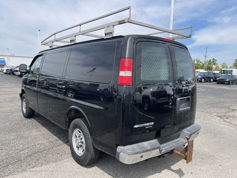 Used 2016 Chevrolet Express 3500 RWD image 9
