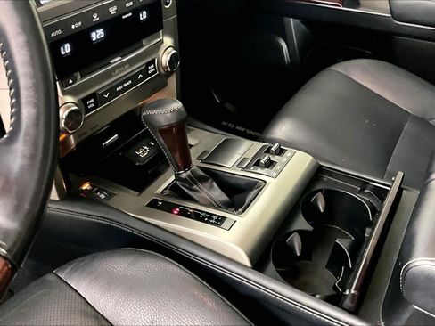 Used 2019 Lexus GX 460 Premium AWD/4WD image 15