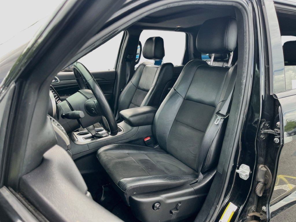 Certified 2021 Jeep Grand Cherokee Laredo X RWD image 21