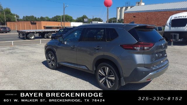Used 2021 Nissan Rogue Platinum FWD image 7