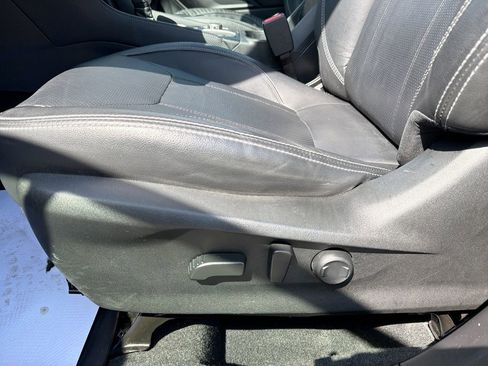 Used 2019 Subaru Forester Touring AWD/4WD image 16