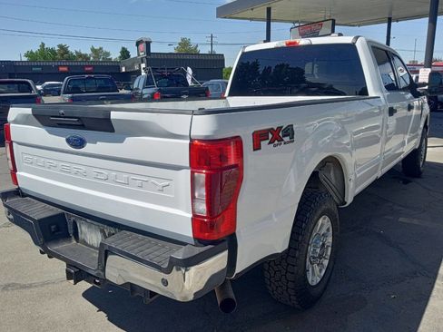 Used 2022 Ford F350 XLT w/ XLT Value Package AWD/4WD image 6