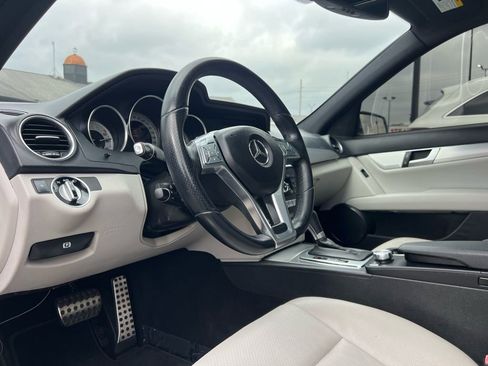 Used 2013 Mercedes-Benz C 250 Sedan w/ Premium 1 Pkg image 37