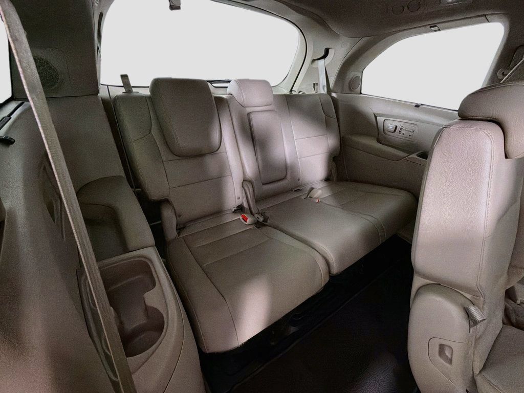 Used 2016 Honda Odyssey Touring Elite image 28