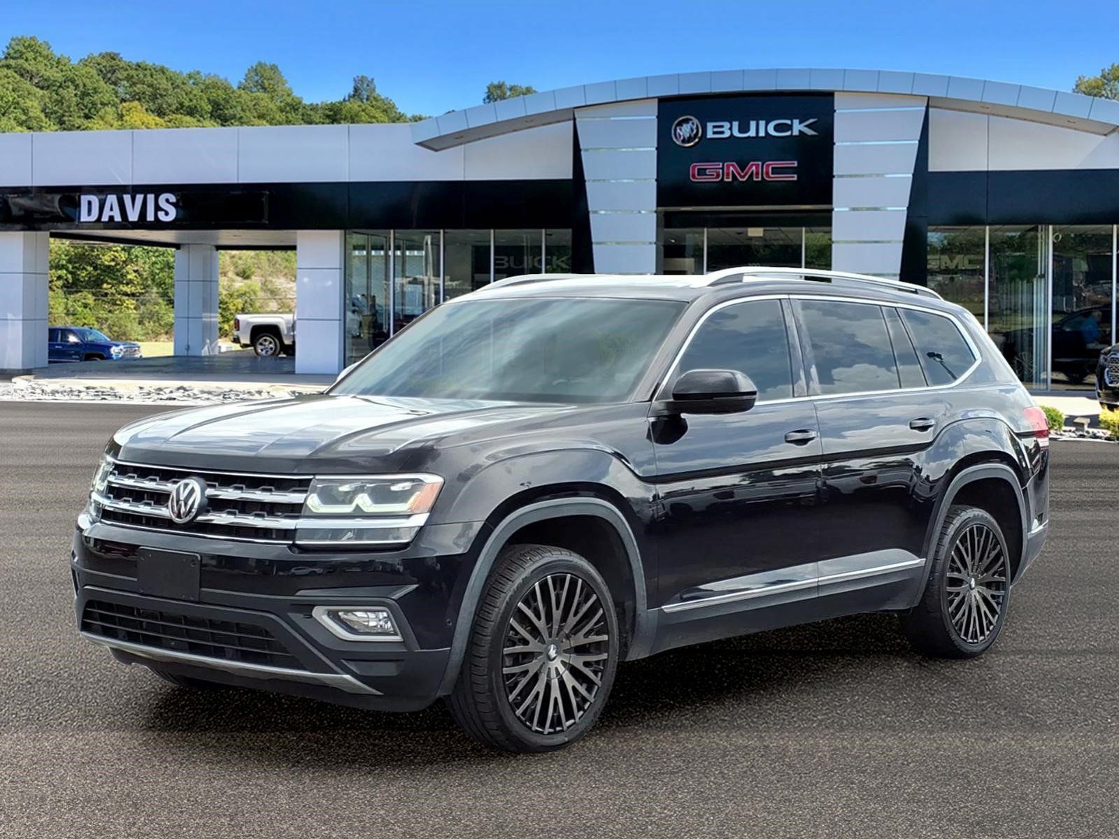 Used 2019 Volkswagen Atlas SEL Premium AWD/4WD image 3