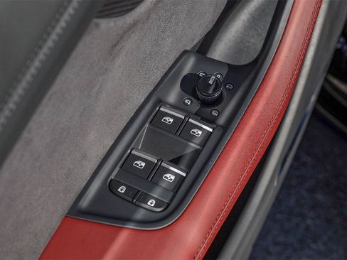 Used 2024 Audi SQ8 Prestige image 33