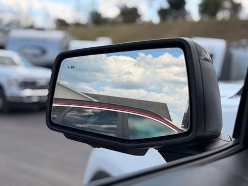 Used 2019 GMC Sierra 1500 AT4 w/ AT4 Premium Package AWD/4WD image 13