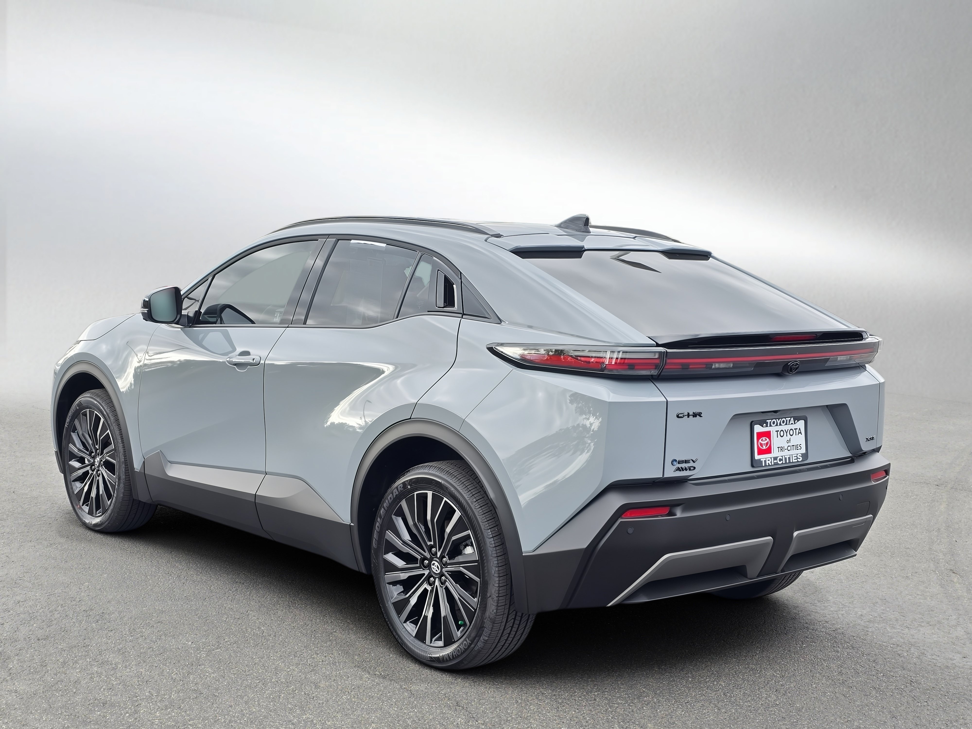 Certified 2026 Toyota C-HR AWD/4WD image 3