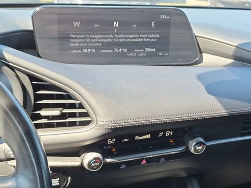 Used 2022 MAZDA MAZDA3 s FWD image 13