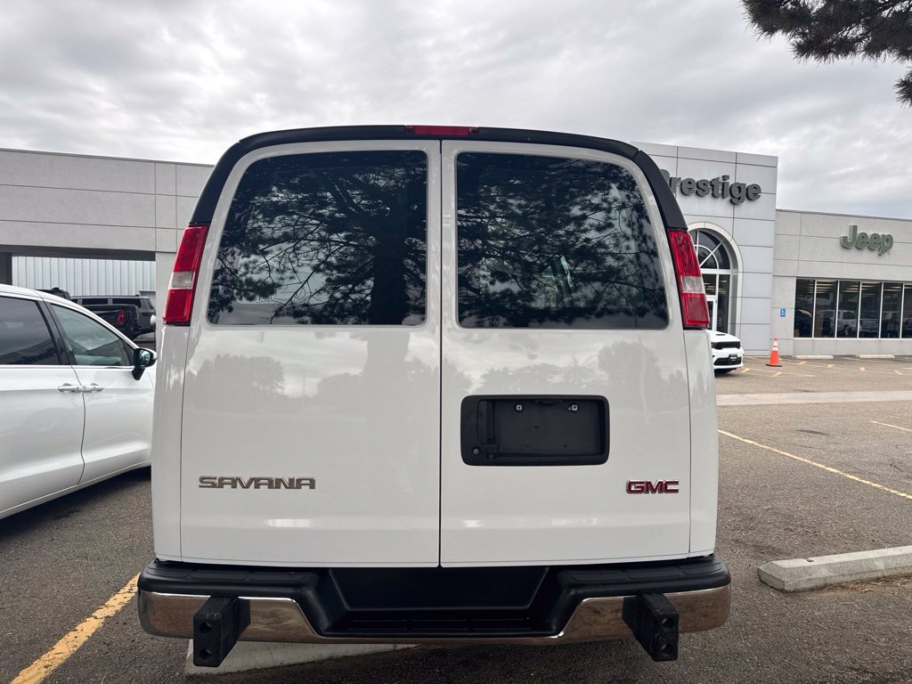 Used 2024 GMC Savana 2500 w/ Driver Convenience Package RWD image 3
