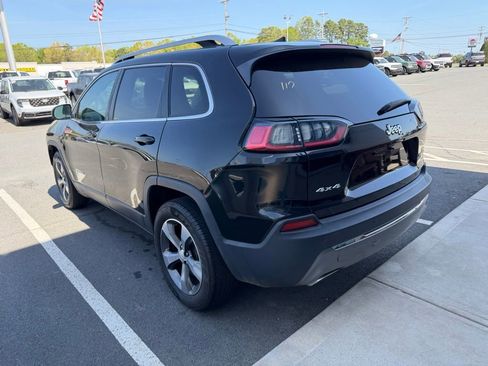 Used 2019 Jeep Cherokee Limited image 6