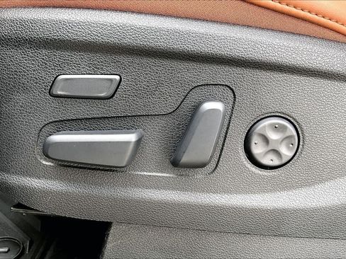 Certified 2025 Kia Telluride SX Prestige X-Pro image 32