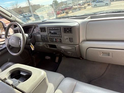 Used 2003 Ford F350 Lariat image 24