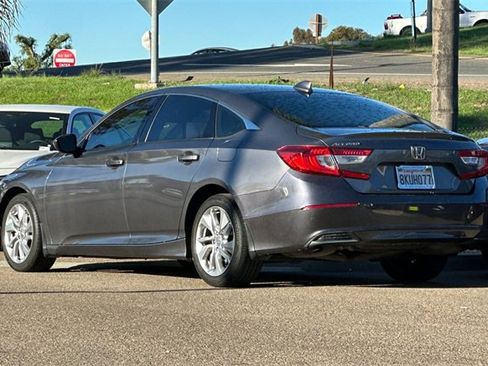 Used 2018 Honda Accord LX image 8