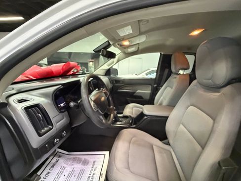 Used 2022 Chevrolet Colorado W/T w/ WT Convenience Package AWD/4WD image 29