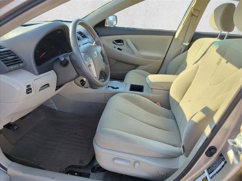 Used 2009 Toyota Camry LE image 9