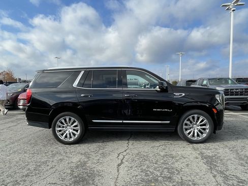 Used 2022 GMC Yukon Denali image 9