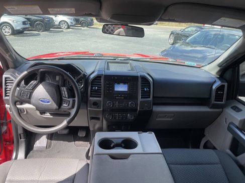 Used 2018 Ford F150 XLT image 12