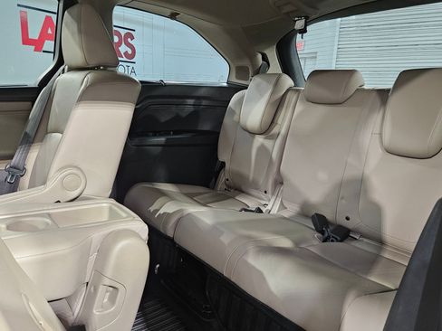 Used 2019 Honda Odyssey Elite image 34