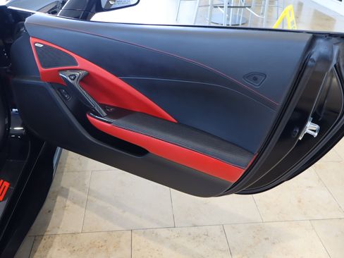 Used 2016 Chevrolet Corvette Z06 w/ 3LZ Preferred Equipment Group image 33