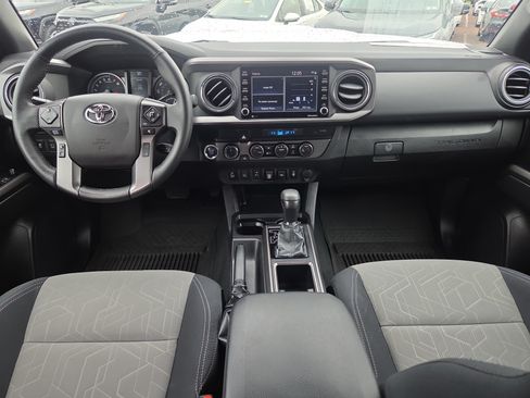 Certified 2023 Toyota Tacoma TRD Sport w/ Advanced Technology Package AWD/4WD image 20