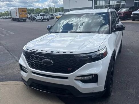 Used 2020 Ford Explorer ST w/ ST Street Pack AWD/4WD image 2
