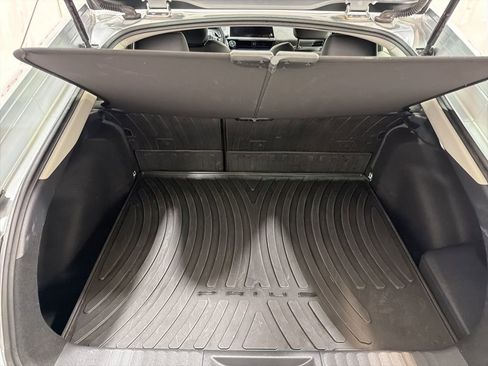 Used 2025 Toyota Prius Limited image 17
