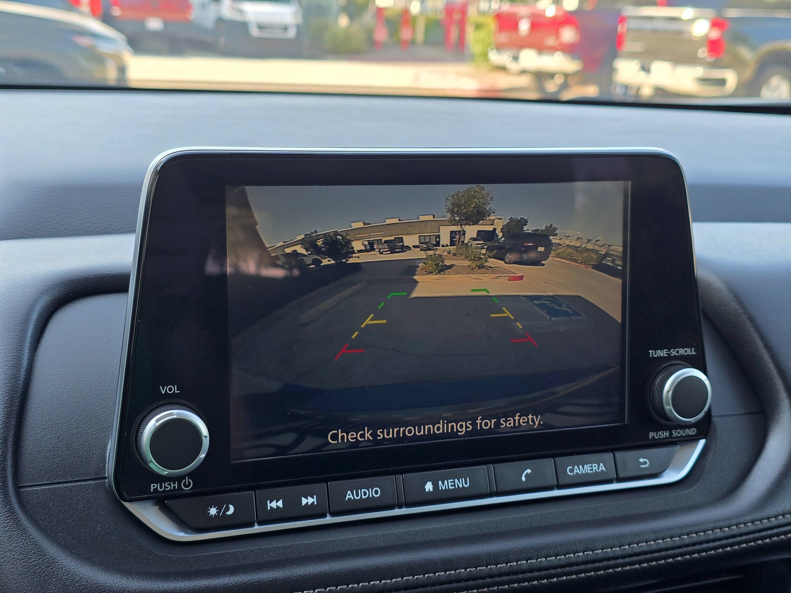 Used 2024 Nissan Rogue SV FWD image 38